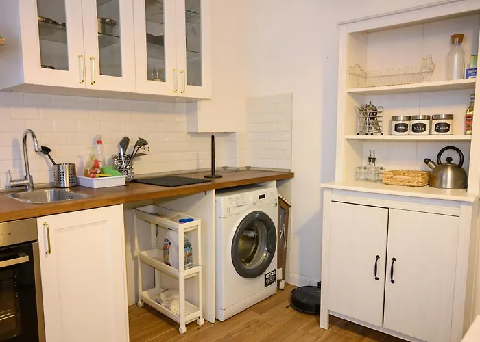 Nene House Roma-farfalla, In Comune Pensjonat