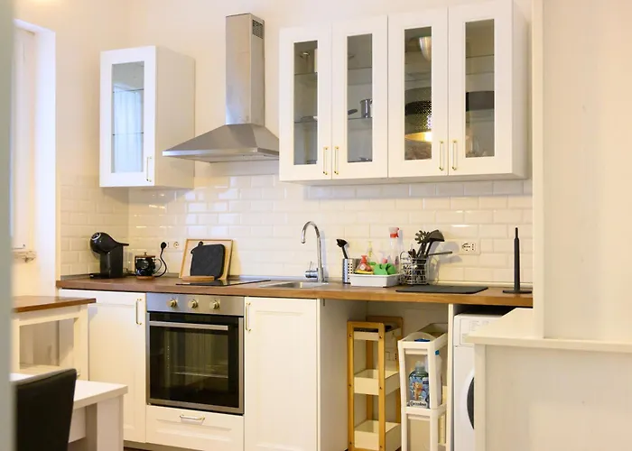 Nene House Roma-farfalla, In Comune Pensjonat Rzym